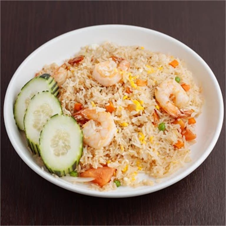 Delicious Fried Rice: A Thai and Asian Favorite