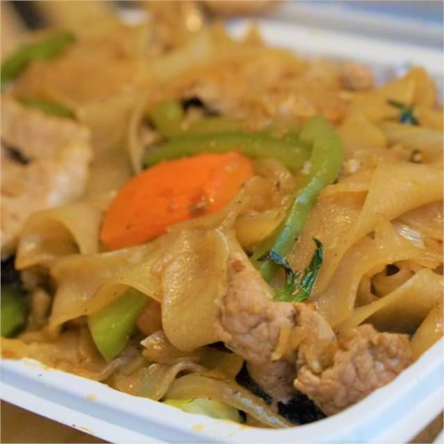 3. Pad Kee Mao.