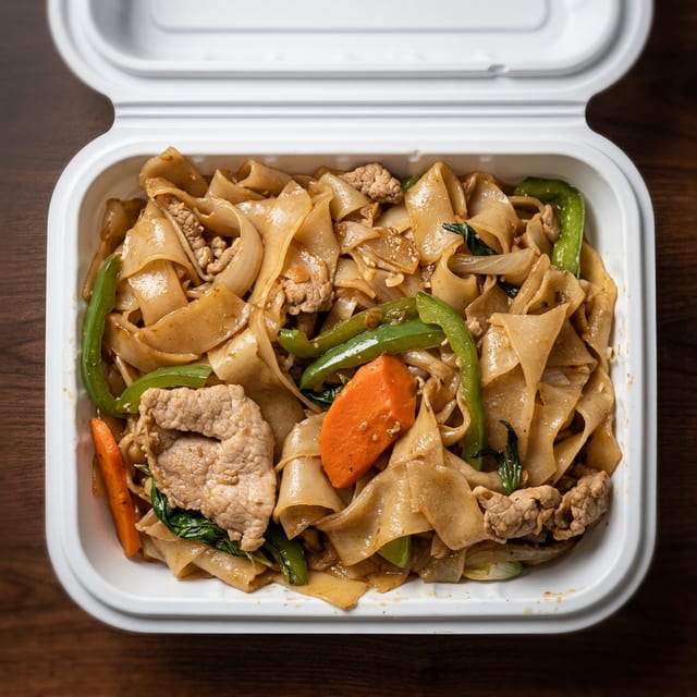 L - 26. Pad Kee Mao.